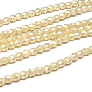 Alabaster Pastel Light Cream ”02010-25110” firepolish 3 mm, 50 s