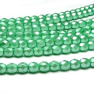 Alabaster Pastel Light Green ”02010-25025”, firepolish 3 mm, 50