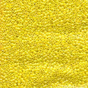 Delica 11/0 ”DB160” Opaque Yellow AB 5 gr