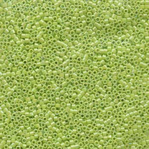 Delica 11/0 ”DB169” Opaque Chartreuse AB 5 gr