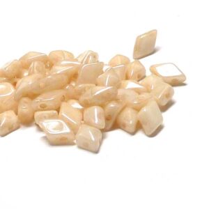 DiamonDuo ”03000-14413” Opaque Luster Champagne 2-hålspärla 8*5