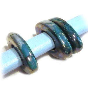 Petrolfärgad ögonformad/elips keramikpärla, 26*5 mm, 1 st