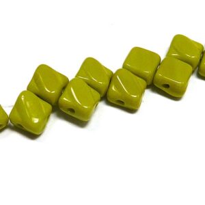Silky Bead Green Opaque ”53400”  2-håls 6*6 mm, 40 st