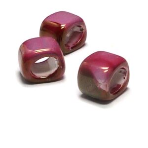 Körsbärsröd keramikpärla för regaliz, 14*18 mm, hål 11,5*8,5 mm