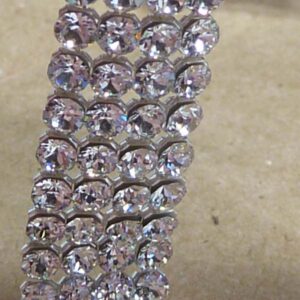 40001 Swarovski Crystal Mesh ”Crystal” ca 2,7 mm 12 st
