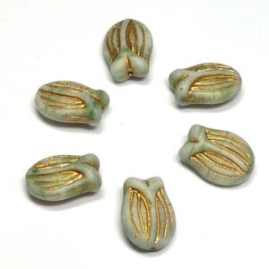 Tulpanpärla – grön med gulddekor 16*11 mm, 1 st