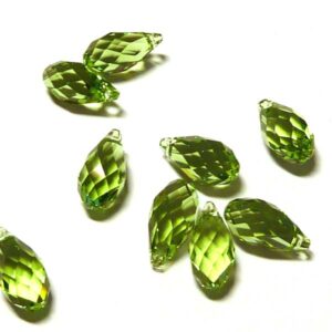 6010 Swarovski Briolette Pendant ”Peridot” 11*5,5 mm 1 st